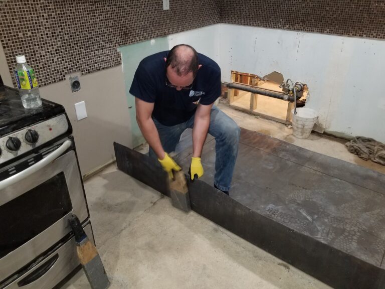 38085573_1759290370792388_4987324755783712768_n